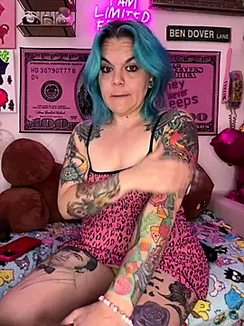 Snapshot of CherryBombBomb chatting on September 25, 2025, 6:52 am CherryBombBomb online show from September 25, 2025, 6:52 am