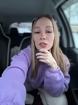 LavenderHot online show from January 6, 2026, 2:48 am