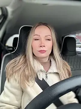 LavenderHot online show from March 11, 2025, 2:10 am