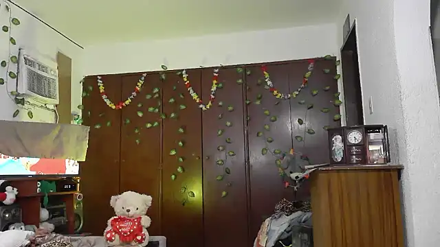  jessica rabbit online show from January 15, 2026, 6:33 pm