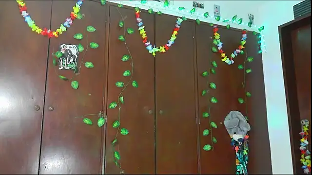  jessica rabbit online show from April 13, 2026, 7:29 pm