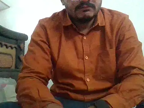 naughtymike0007 online show from January 11, 2026, 10:33 am