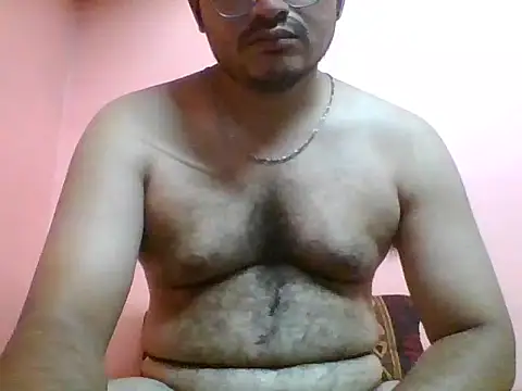 Snapshot of naughtymike0007 chatting on October 11, 2025, 6:42 pm naughtymike0007 online show from October 11, 2025, 6:42 pm