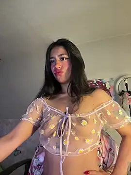 Snapshot of CieloTaylor chatting on March 16, 2025, 2:32 am CieloTaylor online show from March 16, 2025, 2:32 am