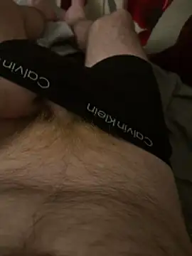 Snapshot of Straightlad95 chatting on March 17, 2026, 11:52 pm Straightlad95 online show from March 17, 2026, 11:52 pm