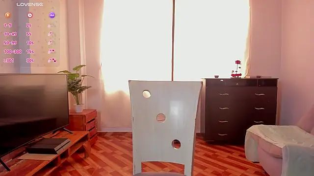 Snapshot of Simply_Zoe__ chatting on February 26, 2025, 6:04 pm Simply Zoe   online show from February 26, 2025, 6:04 pm