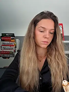 lucie mehott online show from October 6, 2025, 8:26 am