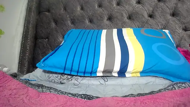 Snapshot of RACHELL__HOT chatting on October 6, 2025, 6:47 am RACHELL HOT online show from October 6, 2025, 6:47 am