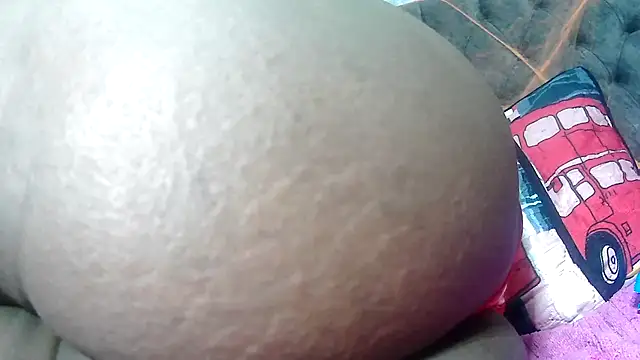 Snapshot of RACHELL__HOT chatting on October 15, 2025, 7:00 pm RACHELL HOT online show from October 15, 2025, 7:00 pm