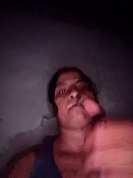 Giselabrunette25 online show from November 9, 2025, 2:04 am