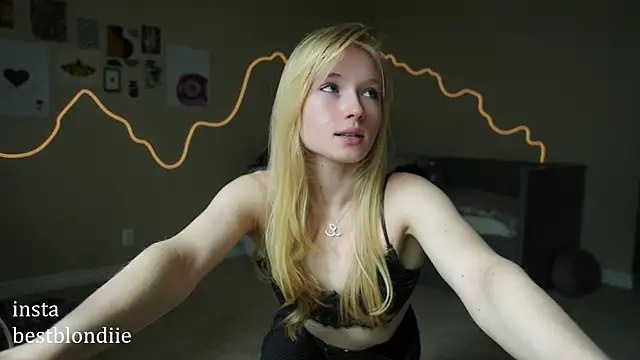 bestblonde online show from March 1, 2025, 6:21 pm