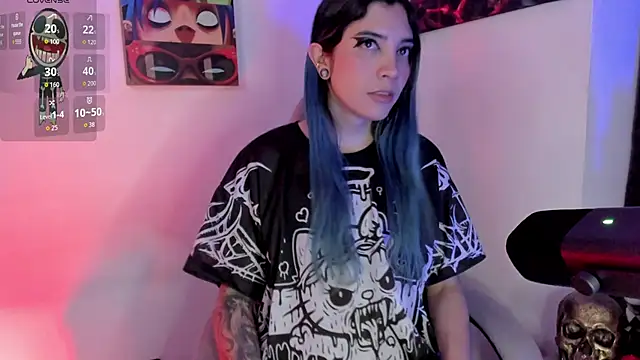 sofi pretty uwu- online show from May 26, 2026, 1:37 am