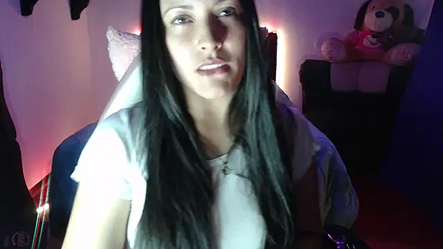 Allisonnlopez online show from May 8, 2026, 12:14 am