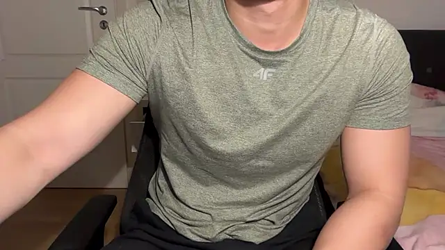 Snapshot of jungcock3210 chatting on November 7, 2025, 5:39 pm jungcock3210 online show from November 7, 2025, 5:39 pm