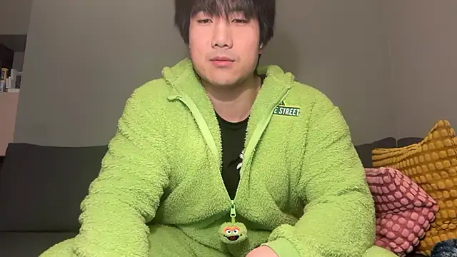 Snapshot of jungcock3210 chatting on December 15, 2025, 5:19 pm jungcock3210 online show from December 15, 2025, 5:19 pm