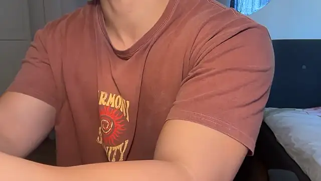 Snapshot of jungcock3210 chatting on December 3, 2025, 11:53 am jungcock3210 online show from December 3, 2025, 11:53 am