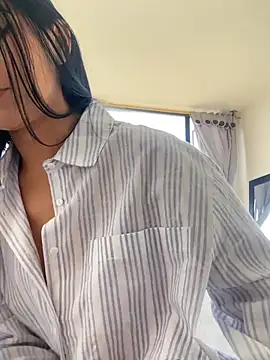 Nikothyna online show from March 15, 2026, 6:26 pm