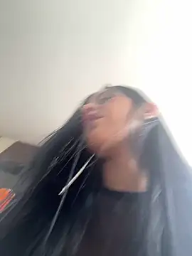 Nikothyna online show from April 9, 2026, 4:24 pm