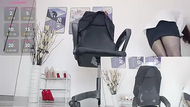 Sunshine-YueYue online show from January 8, 2025, 1:00 am