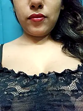 sexyindi couple online show from October 5, 2025, 1:35 pm