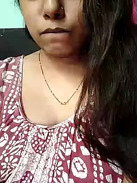 sexyindi couple online show from January 15, 2025, 1:09 pm