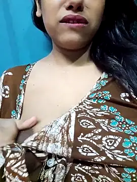 sexyindi couple online show from June 3, 2026, 5:52 am