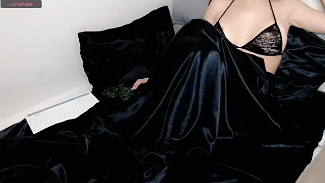 Snapshot of hotmask chatting on February 1, 2026, 7:56 pm hotmask online show from February 1, 2026, 7:56 pm