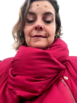 Snapshot of Sunbelxx chatting on November 14, 2025, 12:42 pm Sunbelxx online show from November 14, 2025, 12:42 pm