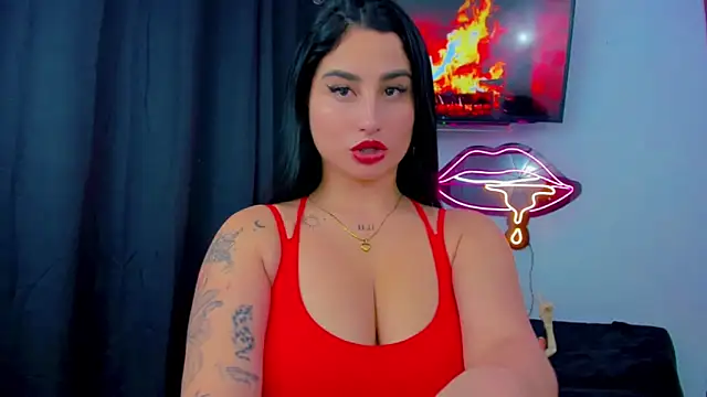 sunshine uwu22 online show from April 10, 2026, 6:15 pm