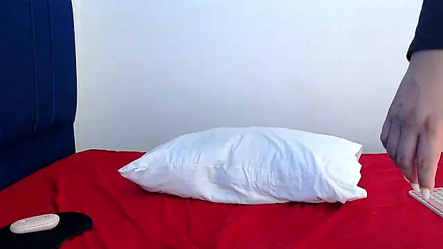 Snapshot of angela_santana_ chatting on March 5, 2025, 9:59 pm angela santana online show from March 5, 2025, 9:59 pm