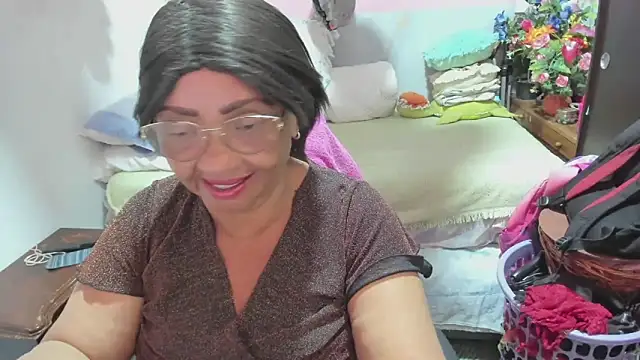 Mrs mommy  online show from April 9, 2026, 12:01 am