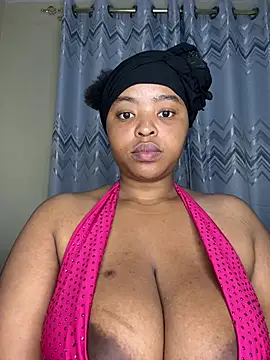 Linahlove online show from February 11, 2026, 11:48 pm