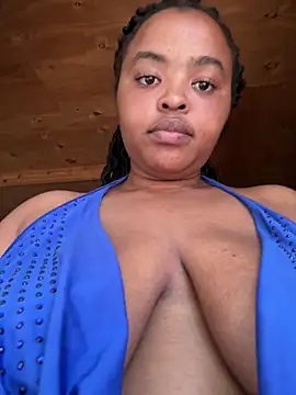 Snapshot of Linahlove chatting on February 20, 2025, 10:59 am Linahlove online show from February 20, 2025, 10:59 am