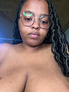 Snapshot of Linahlove chatting on March 16, 2025, 8:54 pm Linahlove online show from March 16, 2025, 8:54 pm