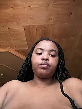 Snapshot of Linahlove chatting on March 7, 2025, 9:18 am Linahlove online show from March 7, 2025, 9:18 am