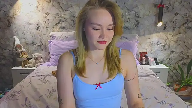 Aurora Golden1 online show from January 11, 2026, 4:36 pm