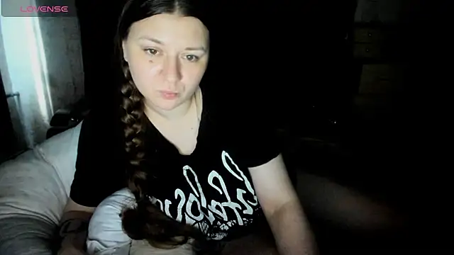 Snapshot of AlisaBacker chatting on May 26, 2026, 4:43 am AlisaBacker online show from May 26, 2026, 4:43 am