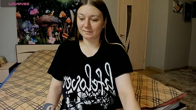 Snapshot of AlisaBacker chatting on October 5, 2025, 3:14 pm AlisaBacker online show from October 5, 2025, 3:14 pm