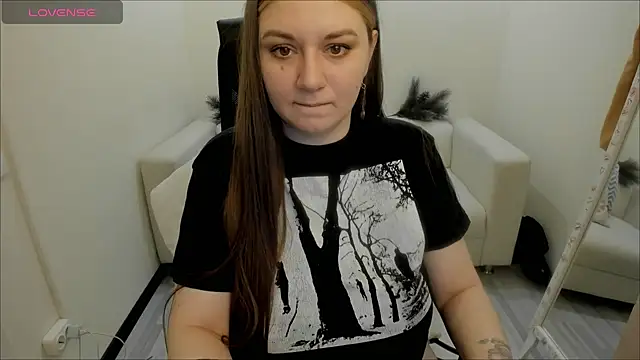 Snapshot of AlisaBacker chatting on December 28, 2024, 2:53 pm AlisaBacker online show from December 28, 2024, 2:53 pm