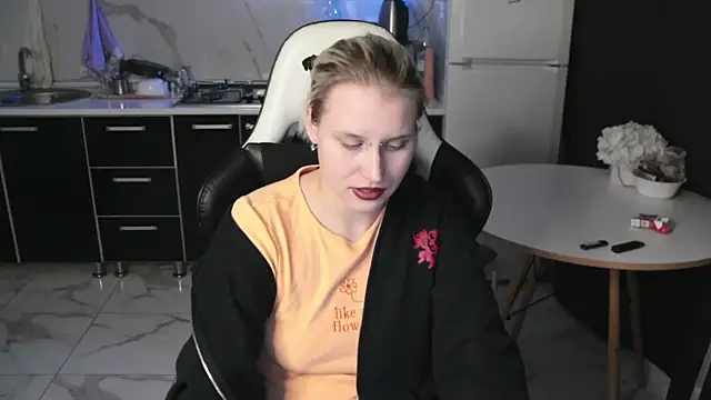 MertyXX online show from April 23, 2026, 9:16 pm