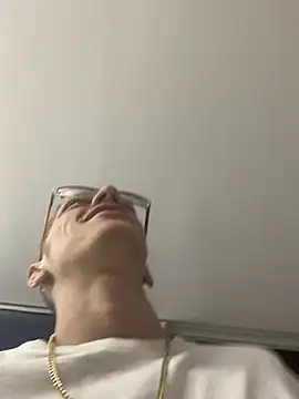 Snapshot of SOYMRX chatting on January 26, 2025, 12:26 am SOYMRX online show from January 26, 2025, 12:26 am