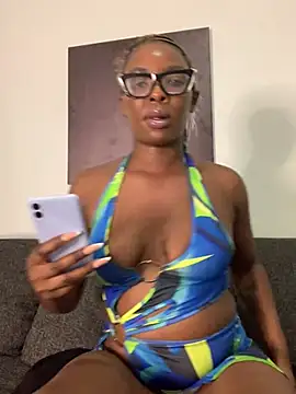 Snapshot of Ass-Queen chatting on December 10, 2024, 11:30 pm Ass-Queen online show from December 10, 2024, 11:30 pm