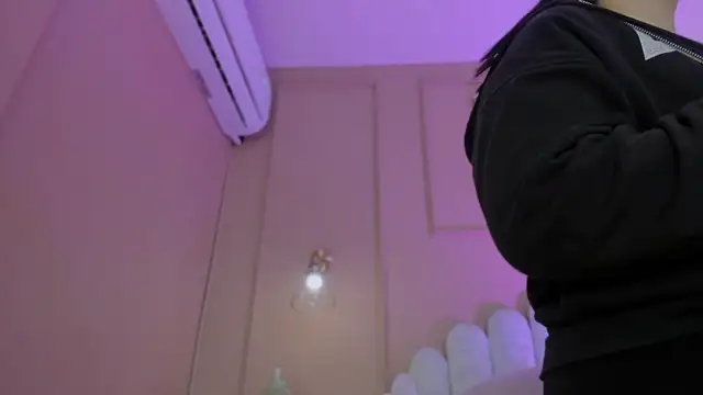 Snapshot of lia_ass_ chatting on November 29, 2025, 10:59 am lia ass online show from November 29, 2025, 10:59 am