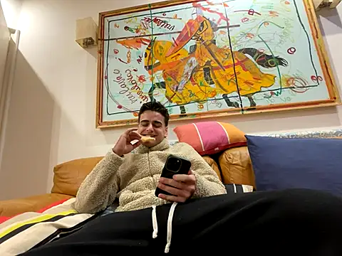 cubalibre02 online show from November 28, 2025, 8:42 pm