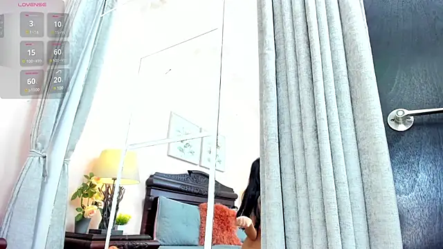 Snapshot of AriSweet chatting on March 12, 2025, 6:53 pm AriSweet online show from March 12, 2025, 6:53 pm