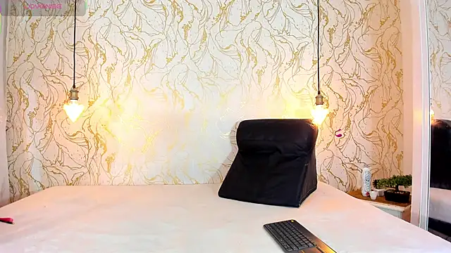 Snapshot of NATALIE_PARKERR chatting on November 26, 2025, 12:49 pm NATALIE PARKERR online show from November 26, 2025, 12:49 pm