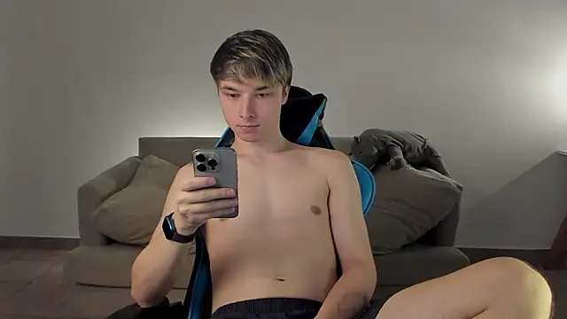 Snapshot of marcusmit chatting on January 22, 2025, 10:05 pm marcusmit online show from January 22, 2025, 10:05 pm