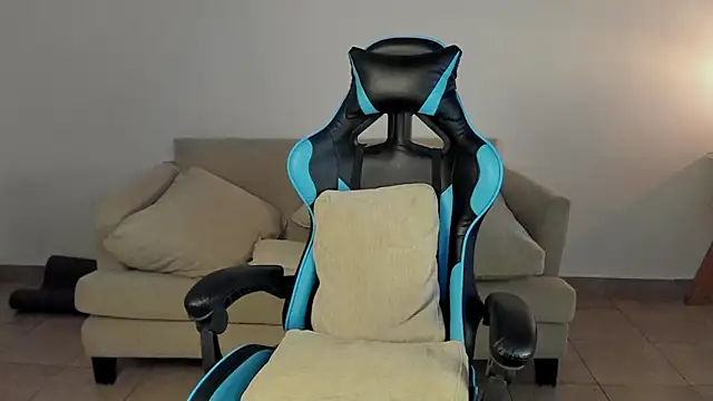 Snapshot of marcusmit chatting on January 29, 2025, 8:35 pm marcusmit online show from January 29, 2025, 8:35 pm