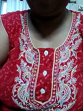 Snapshot of Ivy-09 chatting on August 2, 2026, 7:18 am Ivy-09 online show from August 2, 2026, 7:18 am