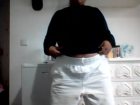 Snapshot of ArisaGonzalez chatting on October 25, 2025, 9:30 am ArisaGonzalez online show from October 25, 2025, 9:30 am